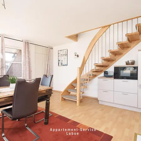 Apartment Hafenresidenz W16 *